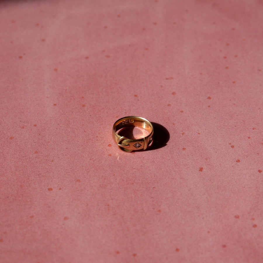 18k Gold Double Diamond Buckle Ring