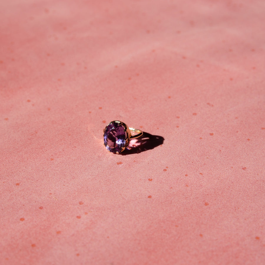 10k XXL Amethyst Ring