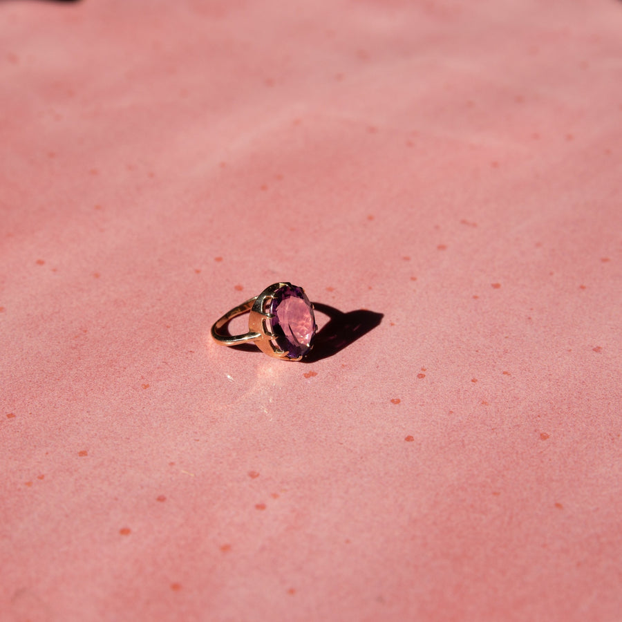 10k XXL Amethyst Ring