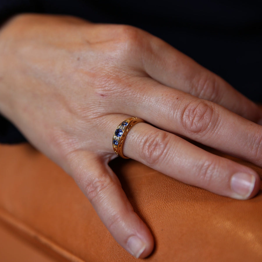 14k Gold Sapphire and Diamond Band Filigree Ring