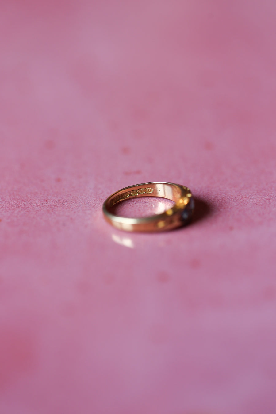 14k Gold Sapphire and Diamond Band Filigree Ring