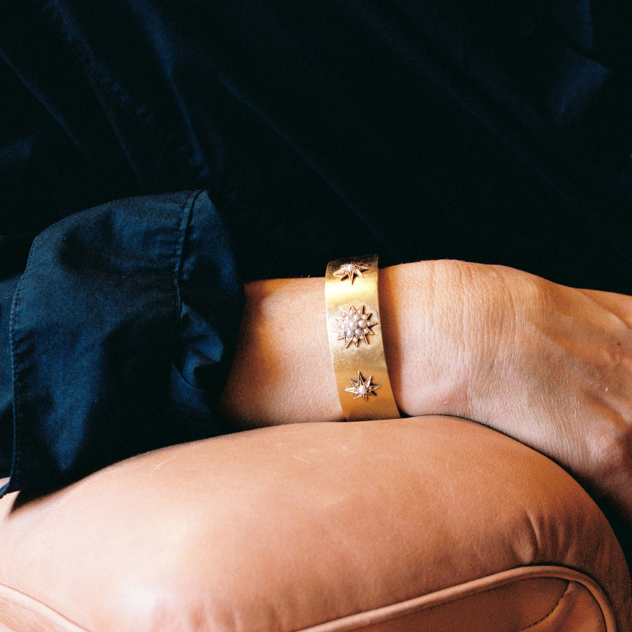 Yellow Gold Bangle with Natural Pearl Appliqué