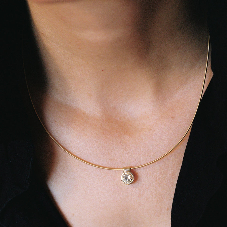 1980's/90's 14k Yellow Gold Diamond Italian Flex Wire Necklace